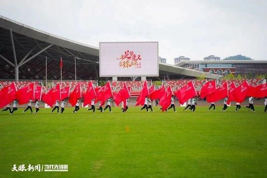 但是如果罗马能拿到欧冠资格，那么他们就可能在明夏进行尝试。